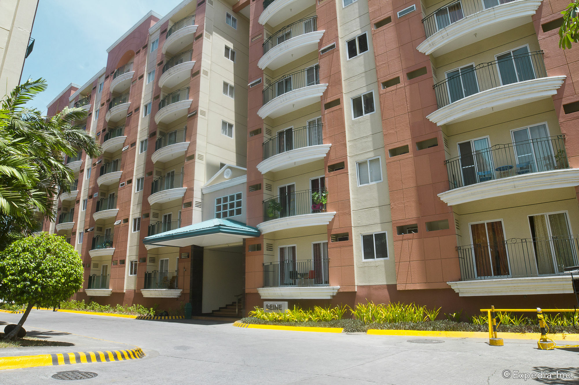Airport Apartments Manila Paranaque City Bagian luar foto